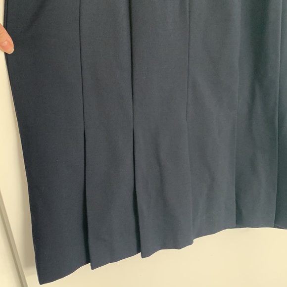 Ann Taylor sheath dress - Picture 3 of 5